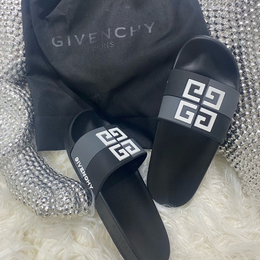New Givenchy Slides size 8 usa women’s /7 usa men’s